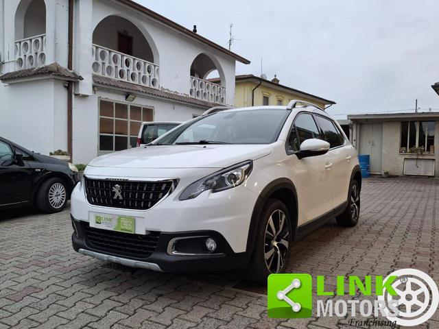 PEUGEOT 2008 (2013) BlueHDi 100 Allure