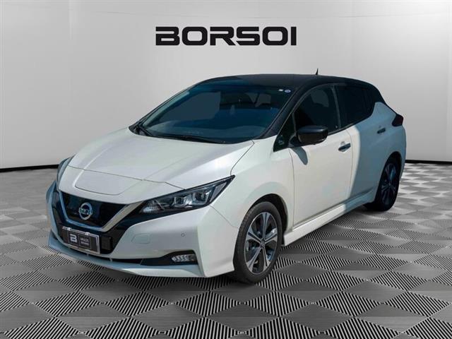 NISSAN LEAF N-Connecta 40 kWh