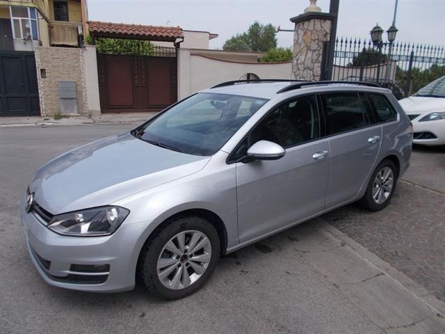 VOLKSWAGEN GOLF Variant 1.6 TDI 110 CV DSG Highline BMT