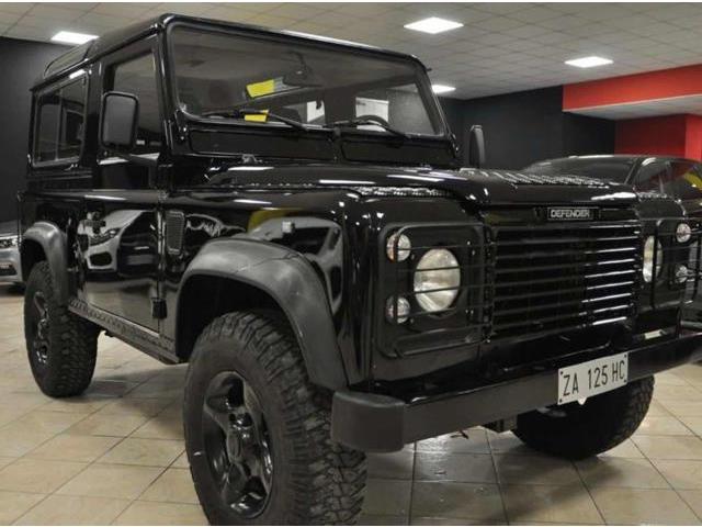 LAND ROVER DEFENDER 90 2.5 TDI 300  6 POSTI AUTOVETTURA