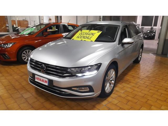 VOLKSWAGEN PASSAT VAR. DSG 2.0 TDI SCR Business NAVI