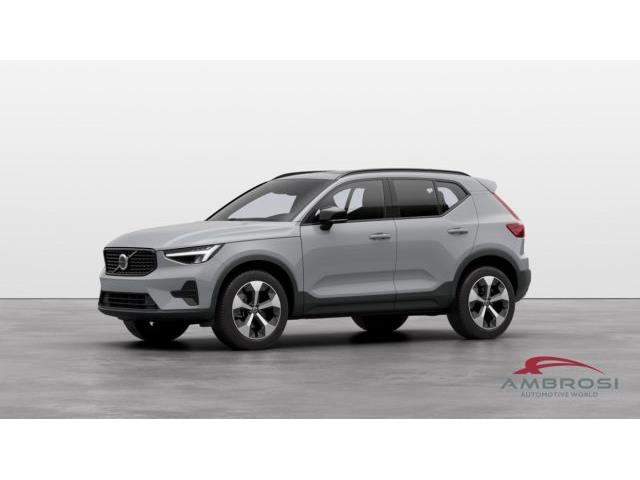 VOLVO XC40 B3 Mild hybrid Benzina Ultra Dark