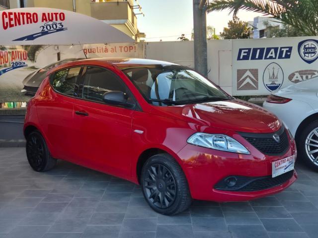 LANCIA Ypsilon 1.2 69 CV 5p. GPL Ecochic Gold