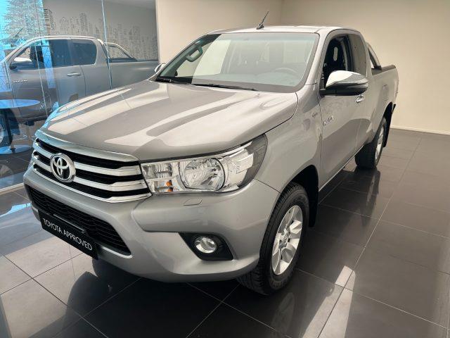 TOYOTA HILUX 2.4 D-4D 4WD 2 porte Extra Cab Lounge