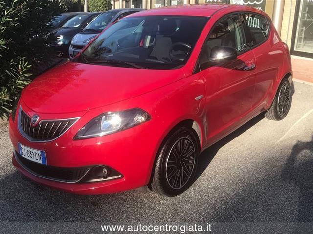 LANCIA YPSILON 1.0 FireFly 5 porte S&S Hybrid Ecochic Gold