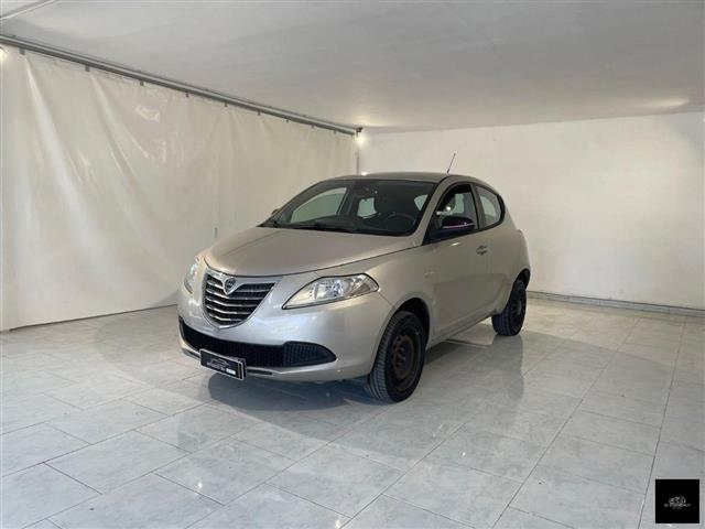 LANCIA Ypsilon 0.9 T.Air 85 CV 5 porte Metano Ecochic Elefantino