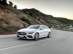 MERCEDES CLASSE CLA CLA Sh.Brake - X118 200 d Sport auto