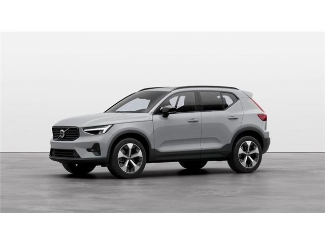 VOLVO XC40 B4 automatico Ultimate Dark