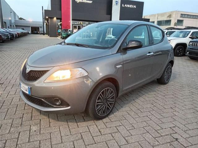 LANCIA YPSILON 1.0 FireFly 5 porte S&S Hybrid Ecochic Gold