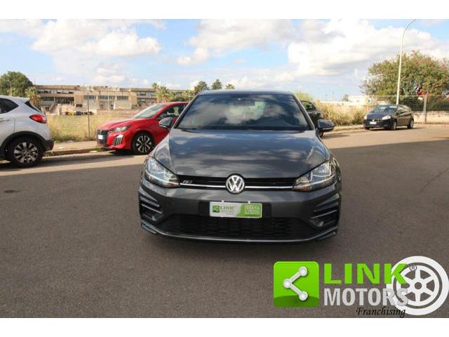 VOLKSWAGEN GOLF 1.5 AUTOMATICA 5p. R Line 150 CV