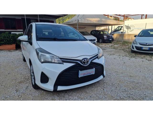 TOYOTA Yaris 1.0 5p. Business