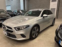 MERCEDES CLASSE A A 180 d Automatic Business Extra