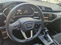 AUDI Q3 45 TFSI e S tronic Identity Black Sline da ?499,00