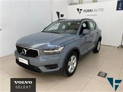 VOLVO XC40 T2 Geartronic Momentum Core