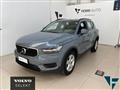 VOLVO XC40 T2 Geartronic Momentum Core