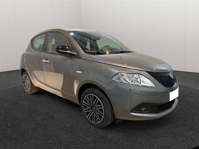 LANCIA YPSILON My24 1.0 Firefly 70 CvStart&Stop Hybrid Oro