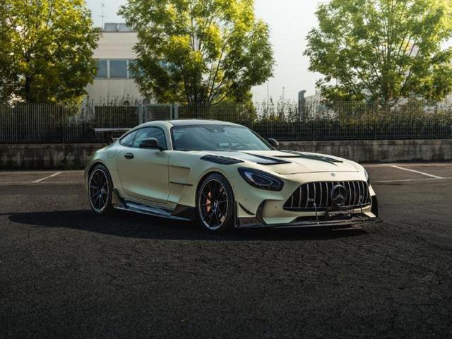 MERCEDES GT AMG R