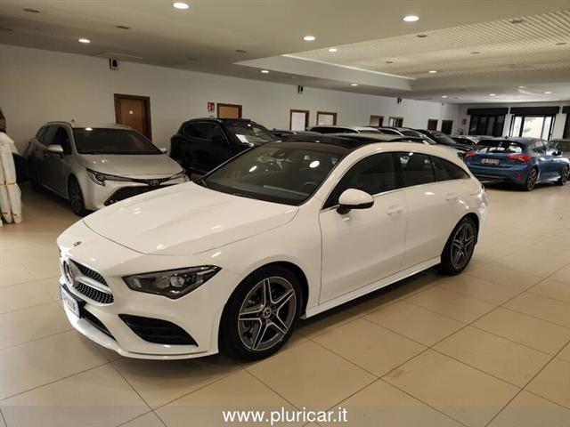 MERCEDES CLASSE CLA 200d Automatic SB Premium Navi Tetto Fari LED 18