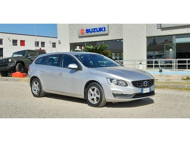 VOLVO V60 (2010) D2 Geartronic