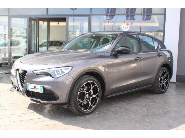 ALFA ROMEO Stelvio 2.2 t Business Q4 190cv auto Con NAVIGATORE & TELECAMERA