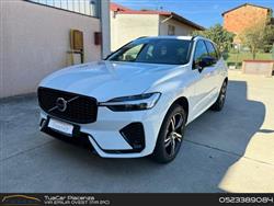 VOLVO XC60 Ultimate Dark 2.0 B4 MHEV