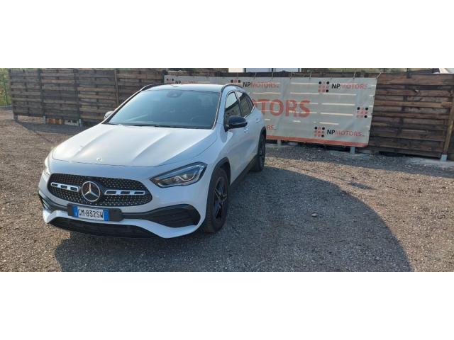 MERCEDES Classe GLA 200 d Automatic Premium