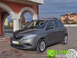 LANCIA YPSILON 1.2 69 CV Gold - Neopatentati