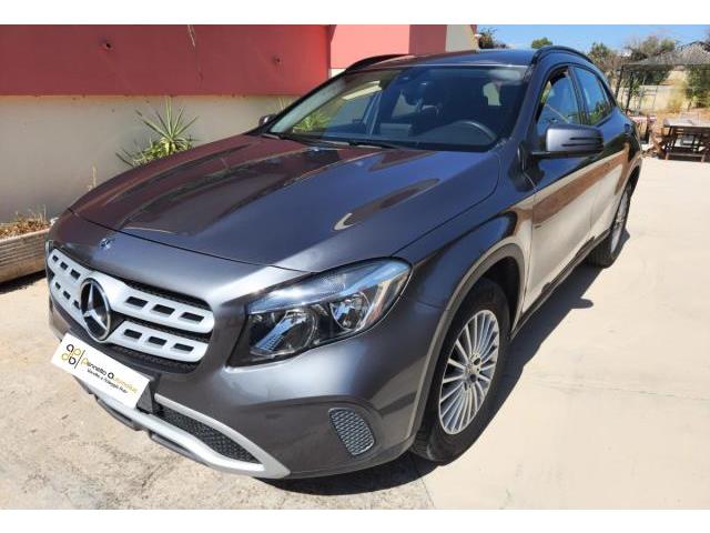 MERCEDES Classe GLA 180 d Business auto