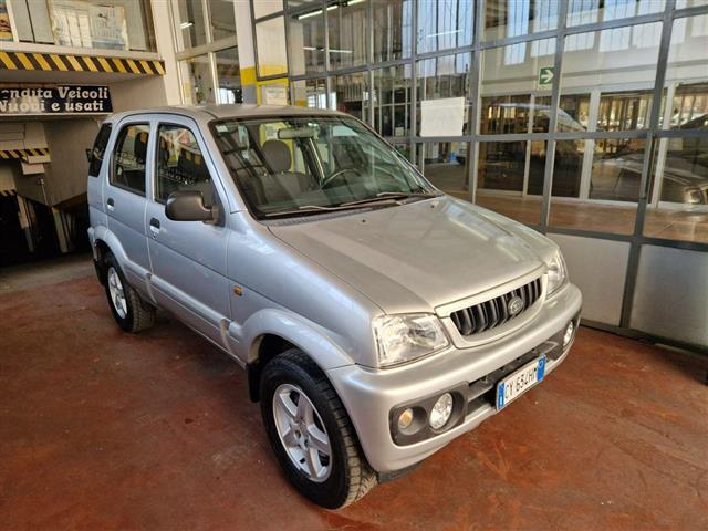 DAIHATSU Terios 1.3i 16V 4WD SX