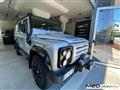 LAND ROVER Defender 110 2.4 TD4 Station Wagon SE