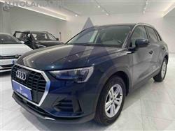 AUDI Q3 35 TDI quattro Business