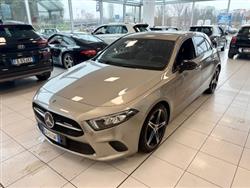 MERCEDES CLASSE A d Automatic Sport Neopatentati