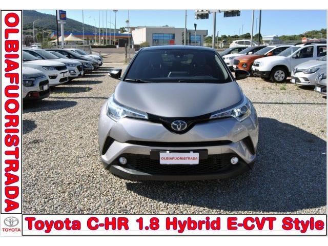 TOYOTA C-HR 1.8 Hybrid E-CVT Style