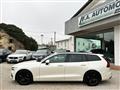 VOLVO V60 D4 AWD Geartronic Momentum