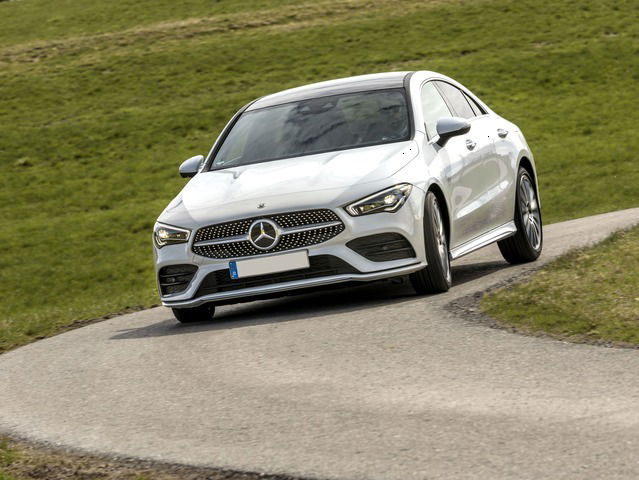 MERCEDES CLASSE CLA COUPE CLA 180 d Automatic Sport