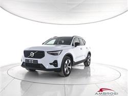 VOLVO XC40 B3 Mild hybrid Benzina Plus Dark