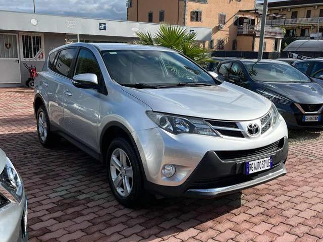 TOYOTA RAV4 2.0 D-4D 2WD