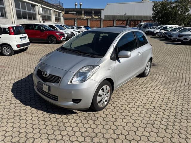 TOYOTA YARIS 1.0 3 porte Sol