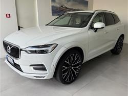 VOLVO XC60 B4 (d) AWD Geartronic Business Plus