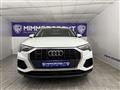 AUDI Q3 40 TFSI quattro S tronic Business Advanced