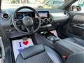 MERCEDES CLASSE GLA d SPORT AUTO NAVI KAMERA CLIMA LED BOOK SERVICE