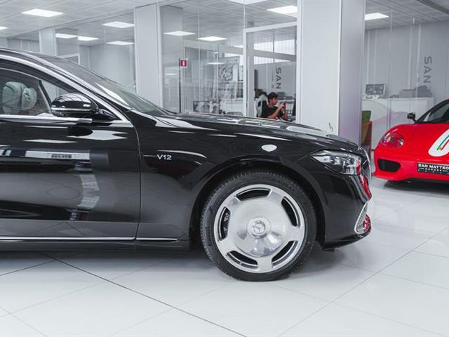 MERCEDES MAYBACH S 680 First Class