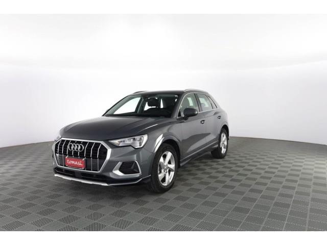 AUDI Q3 35 TDI S tronic Business Advanced