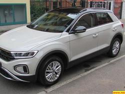 VOLKSWAGEN T-ROC 1.0 TSI Life