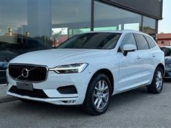 VOLVO XC60 B4 (d) 197CV AWD my20 Geartronic Momentum