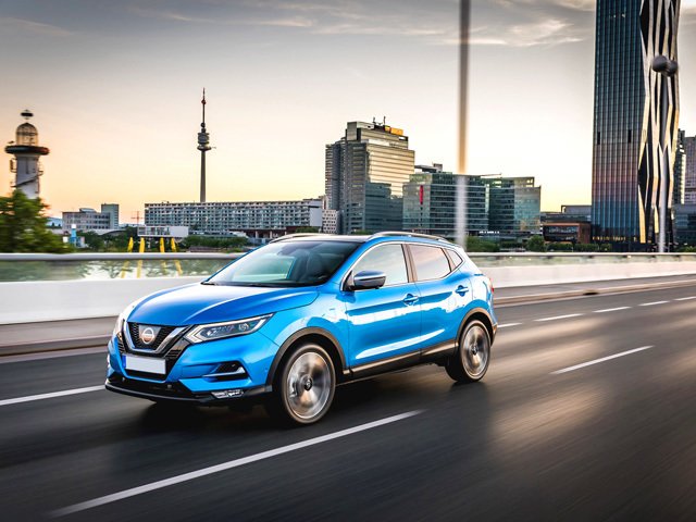 NISSAN QASHQAI 1.7 dCi 150 CV TETTO PAN-NAVI-KM CERTIFICATI