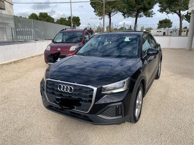 AUDI Q2 35 TDI S tronic Business