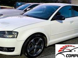 AUDI A3 SPORTBACK SPB 1.6TDI 105 CV AMBITION BLACK BI-ZONA PRIVACY