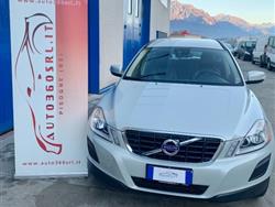 VOLVO XC60 D4 Geartronic Momentum UNICO PROPRIETARIO