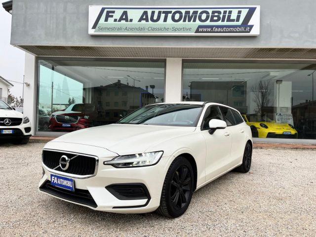 VOLVO V60 D4 AWD Geartronic Momentum